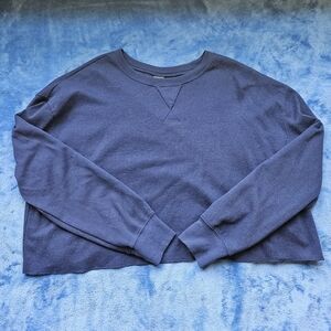 Wild Fable Cropped Women's Long Sleeve Top in Deep Blue